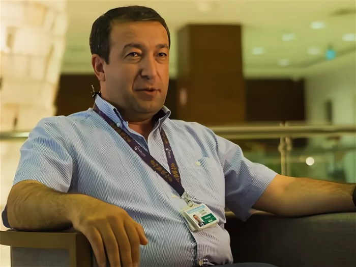 Elchin Safarov: Who is he and what does he do?